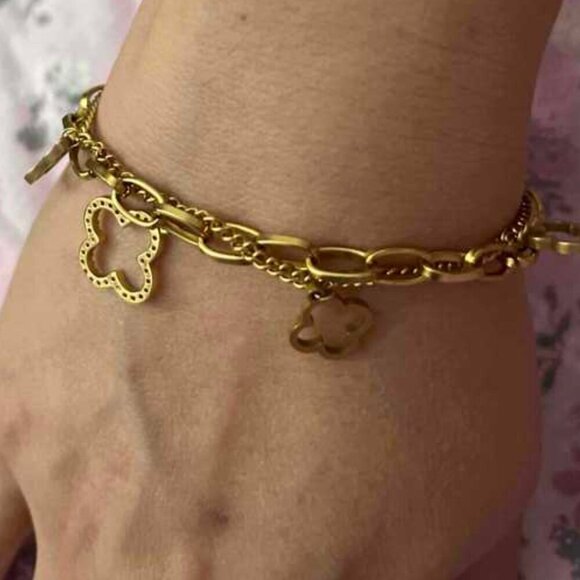 Jewelry - Clover Flower, 5 Quatrefoil Motif Bracelet - Gold Color